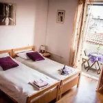 Studio Mit Balkon Fuer Zwei Personen
